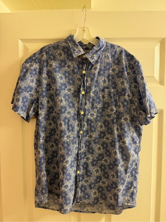 Grayers Other - Grayers Blue Floral Short-Sleeve Button-Down Shirt